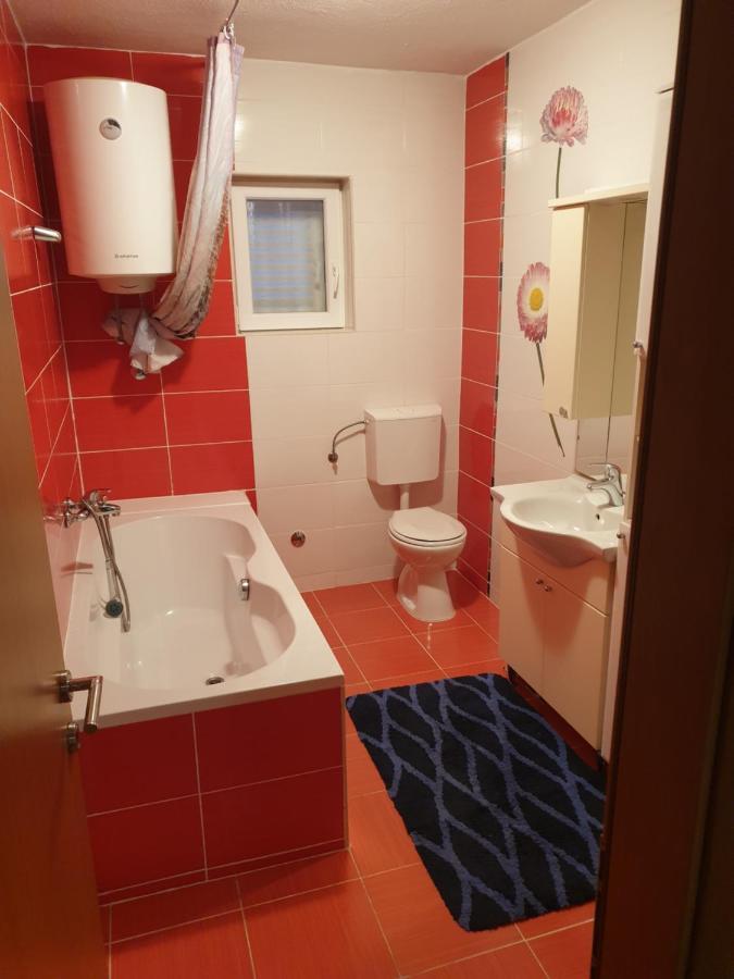 Apartments Mima คาชเตลา ภายนอก รูปภาพ